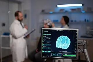 Empresa de Elon Musk implanta o 1° chip cerebral em humano
