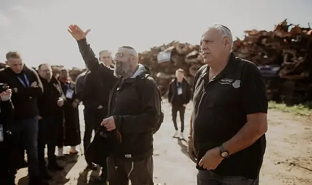 Líderes cristãos vão à fronteira de Gaza e testemunham destruição em Israel: “Chocante”